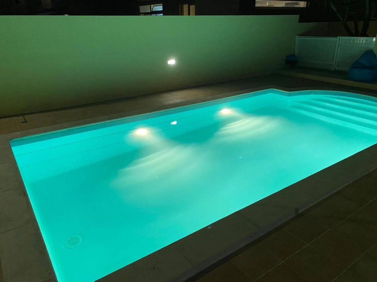 Moderne Villa In Aveiro Portugal กาฟานญา ดา วาเกรา ภายนอก รูปภาพ